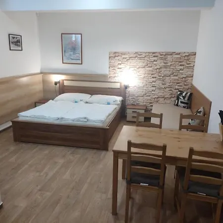 Guest house Suterenni V Penzionu Kubu Spindleruv Mlyn