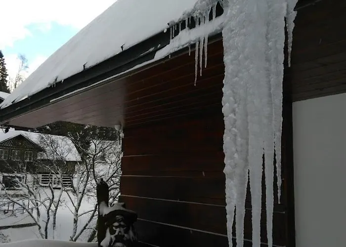 Suterenni V Penzionu Kubu 3* Шпіндлерув-Млин